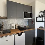 T2 + Alcove, Piscine Collective, 5 Pers, Parking - Fr-1-323-568 Апартаменты *