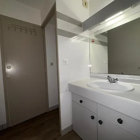 Apartment T2 Avec Balcon, Piscine Et Parking A - Fr-1-323-568 Saint-Jean-de-Monts