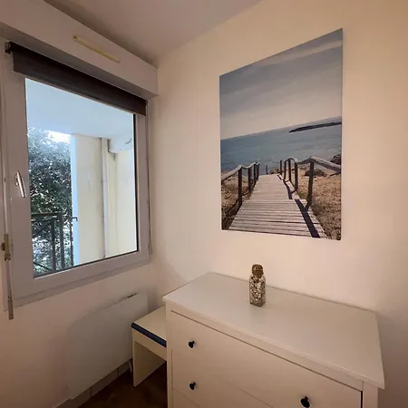 T2 + Alcove, Piscine Collective, 5 Pers, Parking - Fr-1-323-568 Lägenhet